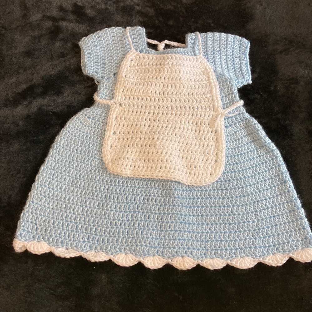 Alice in wonderland crochet costume